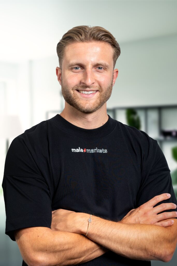 Portrait vo dem Geschäftsführer Lars Seuß